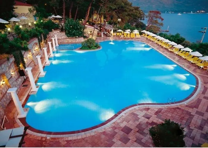 Club Bellamare 4*