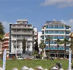 Club Bellamare Hotel