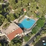 Club Bellamare Hotel