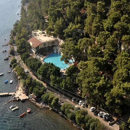 Club Bellamare Hotel