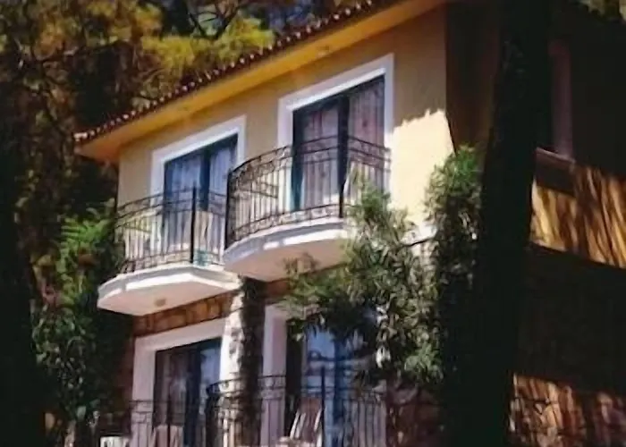 فندق Club Bellamare