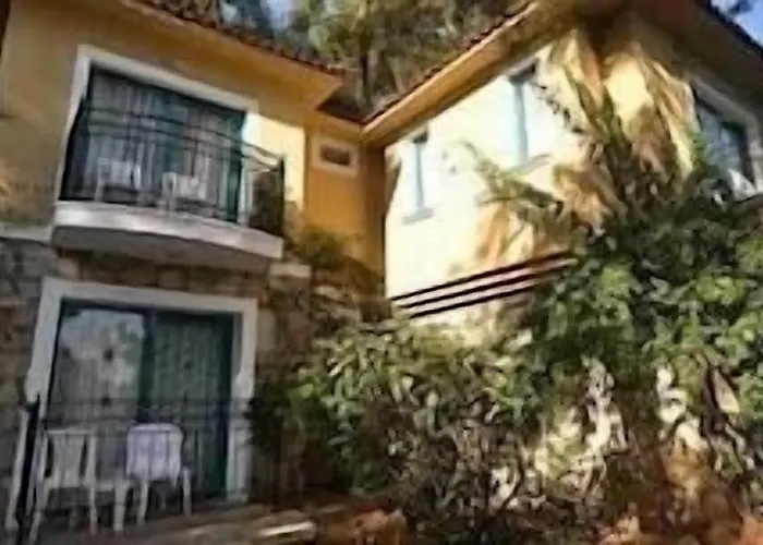 Club Bellamare فندق مرمريس