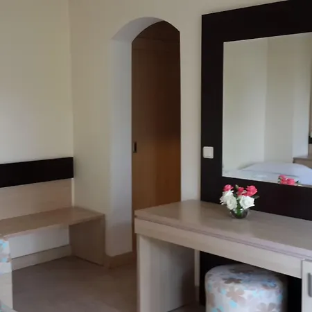 Club Bellamare Hotel