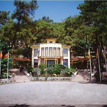 Club Bellamare 4*
